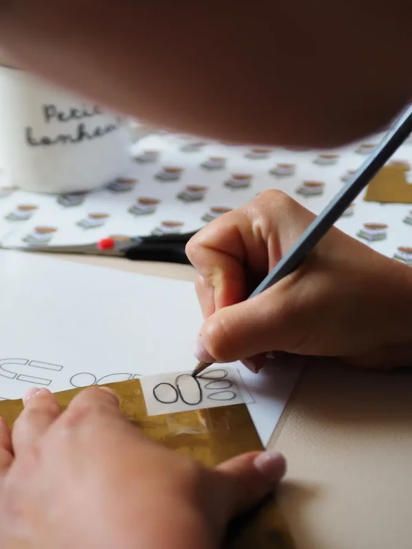 Fabriquez vos boucles d’oreilles en laiton